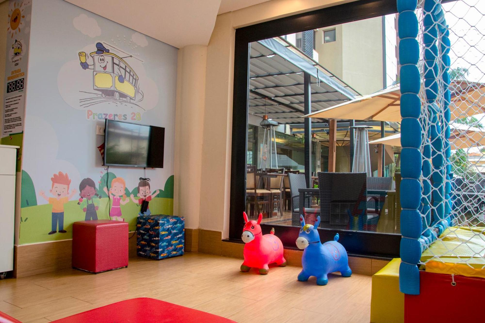 Hd Plaza Hotel 4*